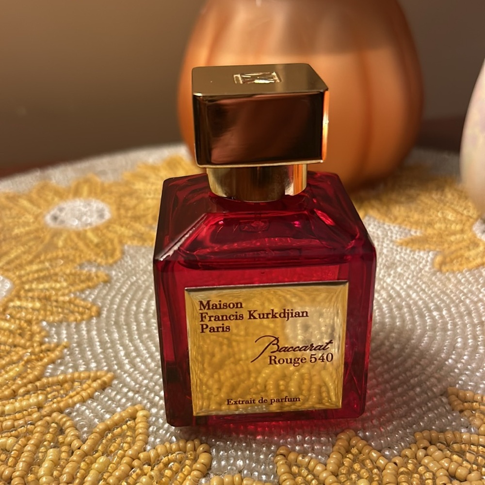 Baccarat Rouge 540 parfum - Picture 2 of 4